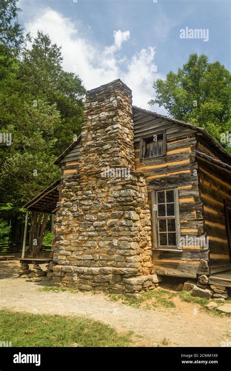 Historical John Oliver Cabin In Cades Cove In Great Smoky Mountains