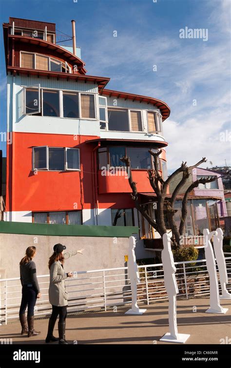 Casa De Pablo Neruda En Valpara So La Sebastiana En Cerro Florida