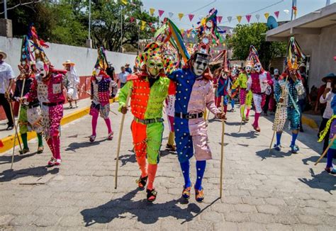 Costumbres Y Tradiciones De Los Mixtecas Etnias