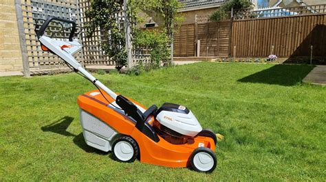 Stihl RMA 443 VC Review Is This The Perfect Cordless Lawn Mower T3