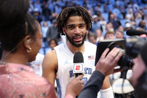 Social Media Reacts As Unc S R J Davis Sets Dean Dome Scoring Record