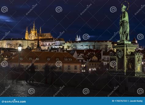 Prazsky Hrad Prague Castle After Sunset Stock Image Image Of Bridge