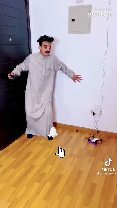 لما أبوك يشغل دماغه ويكسر الطياره 😂😂النجم الكوميديا القيصر Youtube