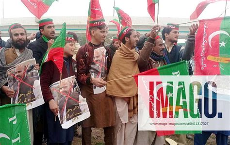 Peshawar Pakistan Feb Activists Of Tehreek E Insaf Pti Are