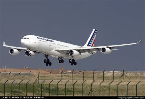 F Glzl Airbus A X Air France Tomek Kujawa Jetphotos