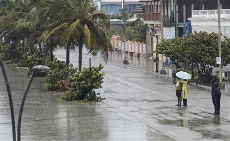 Cyclone Nivar Live Updates Cyclone Nivar To Hit Karnataka Weather