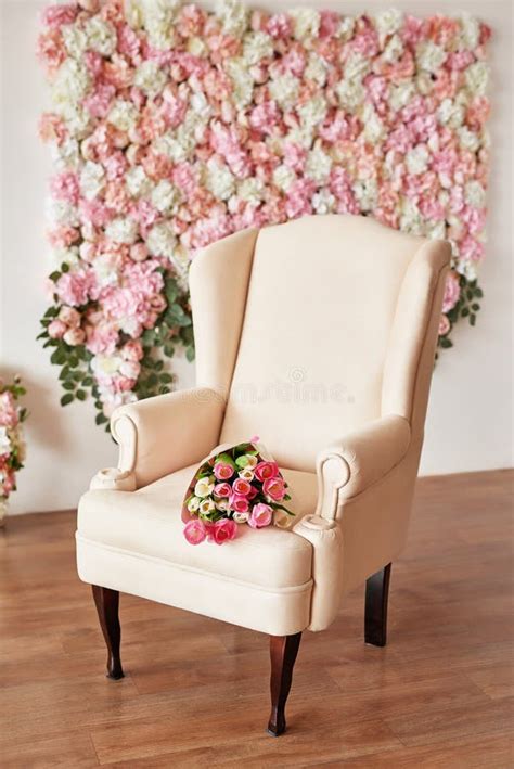 Summer Blossoming Delicate Roses And Hydrangeas On Flowers Festive