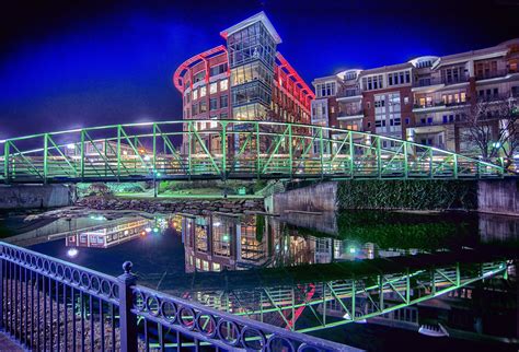 Downtown Greenville By The Reedy River Bridge At Wyche Pav Flickr