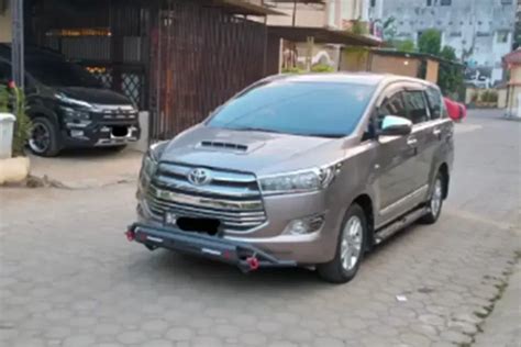 Dijual Cepat Mobil Bekas Toyota Kijang Innova Reborn Tahun