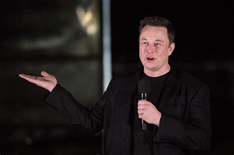 Elon Musk Unveils Spacexs Mars Colonizing Rocket Prototype Starship