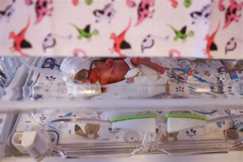 Mum Of Seven Gives Birth To Quintuplets On Valentine S Day C103