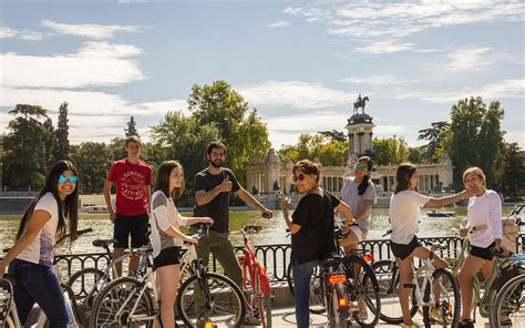 Alquiler De Bicis En El Parque Del Retiro Bicicletas A Gran Precio