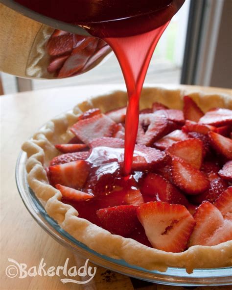 Easy Strawberry Pie Bakerlady