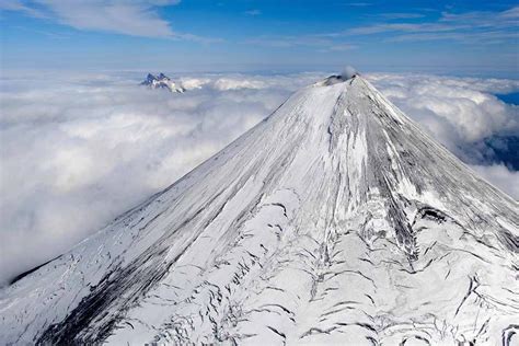 Most Amazing Volcanoes in Alaska