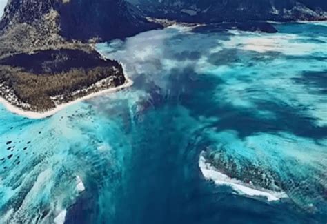 Video Underwater Waterfalls And Other Photos Of Mauritius