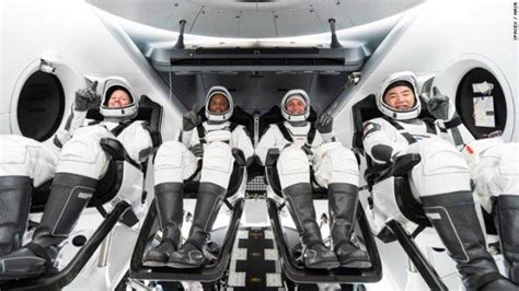 Spacex Berhasil Luncurkan Empat Astronot Ke Stasiun Luar Angkasa