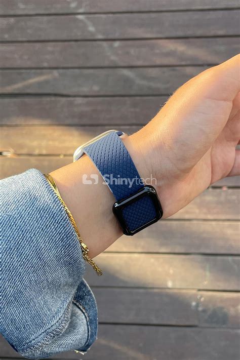 Lacivert Apple Watch Uyumlu Modern Tokalı Kordon Modelleri ShinyTech