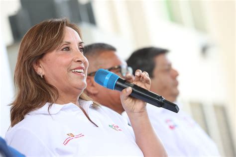 Presidenta Dina Boluarte Entrega Nuevas Instalaciones Del Colegio Jose Sevilla Escajadillo En La