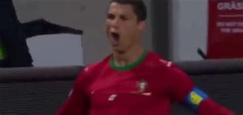 Vidéo Cristiano Ronaldo Marque Un Triplé Contre La Suède Novembre