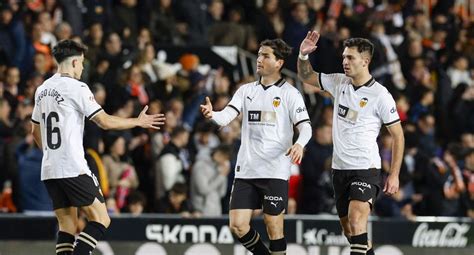 Hugo Duro Corta La Racha Del Athletic Y El Valencia Ya Mira A Europa