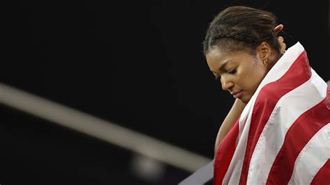 Olympic medalist Gabby Thomas on her struggles with imposter syndrome: "I felt like I didn't ...