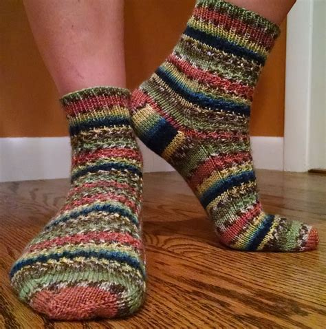 Ravelry Wavy Cable Rib Toe Up Socks Pattern By Lauren Savidge