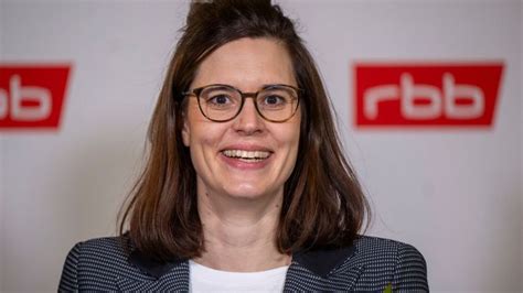 In eigener Sache Nicole Küchler Stahn ist stellvertretende Intendantin