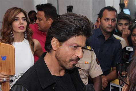 Shahrukh Khan At Dabboo Ratnani Calendar Launch In Mumbai On 11th Jan