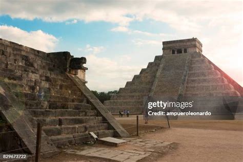 256 Pyramid Of Quetzalcoatl Stock Photos, High-Res Pictures, and Images ...