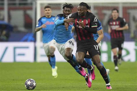 Napoli Milan Azzurri Favoriti Il Pronostico Dell Ex Rossonero Spiazza