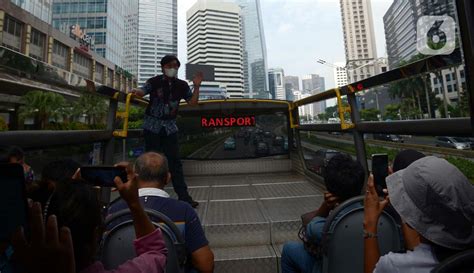 Foto Wisata Keliling Ibu Kota Naik Bus Tingkat Transjakarta Foto