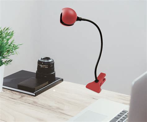 Lampe De Bureau Pince Led 3w Avec Usb Rouge Bricomarché