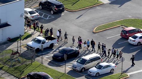 Parkland Shooting Commission Recommends Teachers Be Armed To Stop