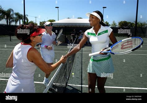 Mar 18 2005 Boca Raton Fl Usa Tennis Star Venus Williams Shakes