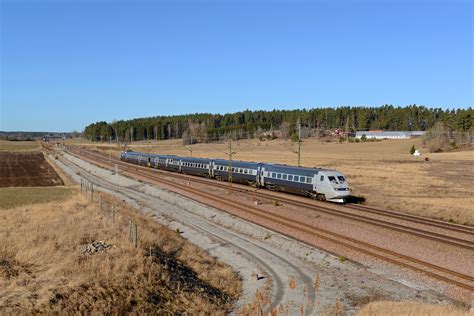 X2000 of SJ between Björnlunda and Gnesta