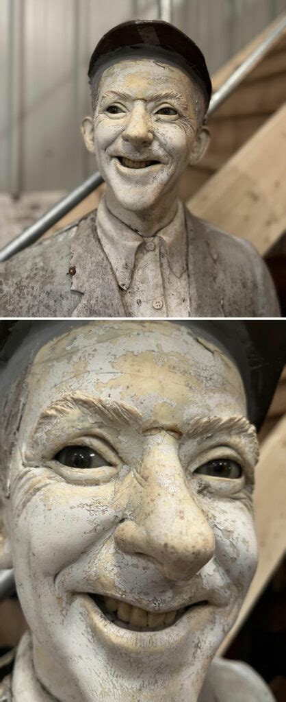 20 Of The Most Bizarre Sculptures Spotted In Public That Surprised ...