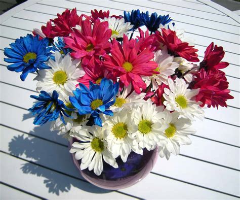 Create Expensive Looking Flower Arrangements from Cheap Bouquets