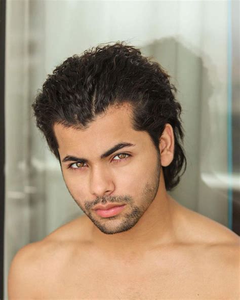 Pin On Siddharth Nigam Cute Celebrities Beautiful Men Beautiful