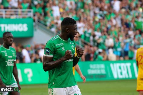 L ASSE Tient Son Top Attaquant De Ligue 2 ASSE Football Addict