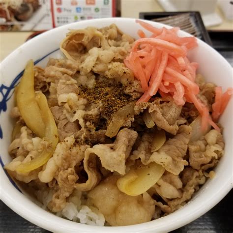 すき家、吉野家、松屋の牛丼をテイクアウトで同時に食べて比較しました きちぐる