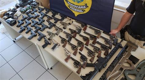 PRF faz apreensão de 50 armas de fogo e mais de 2 mil munições MS