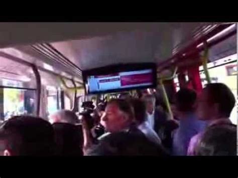 Inauguration du tram de Tours la première rame pleine à craquer YouTube