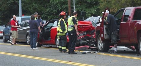 Five Vehicle Crash On Tremont Kitsap Daily News