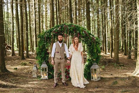 Boho Forest Wedding in the Field of Dreams: Christin & Gareth