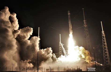 Beefed Up Spacex Falcon 9 Blazes Beautiful Nighttime Trail To Orbit