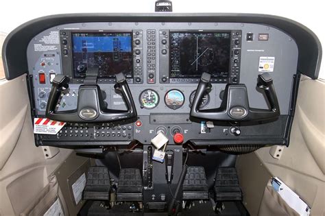 5 Reasons The Cessna 172 Is A Favorite With Flight Training Schools