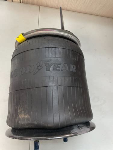 R Air Spring C Navistar Original Packaging Goodyear