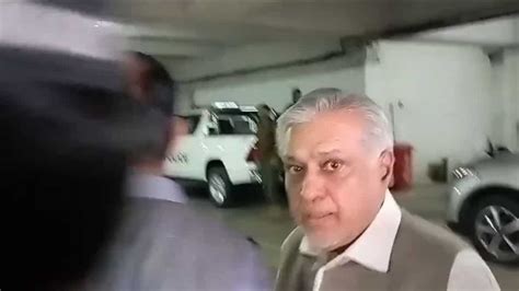 Pakistani Parliament Reporter Claims Finance Minister Ishaq Dar Slapped