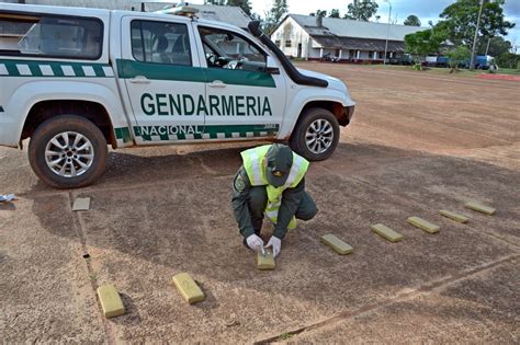 Corrientes Gendarmer A Secuestr M S De Kilos De Marihuana