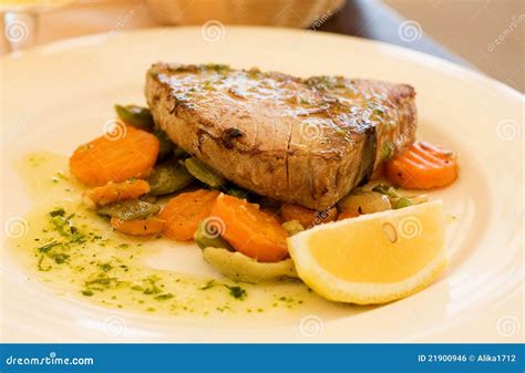 Pan Fried Tuna Steaks Stock Photo Image Of Seafood 21900946